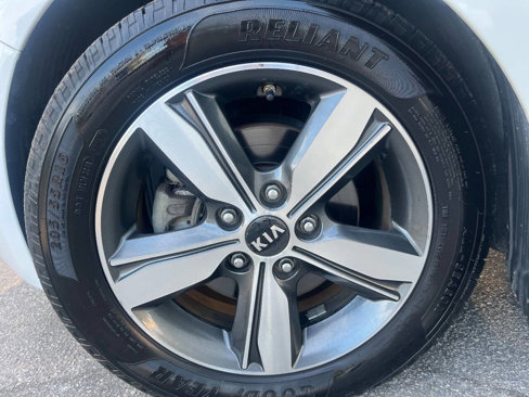 Used 2018 Kia Forte S image 22