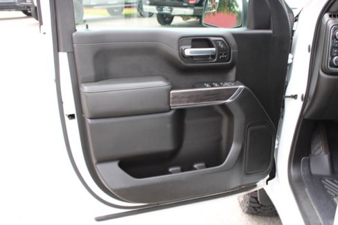 Used 2020 Chevrolet Silverado 1500 LTZ image 38