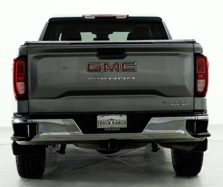 Used 2023 GMC Sierra 1500 SLE image 7