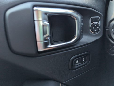 New 2025 Jeep Wrangler Sahara w/ Safety Group image 13