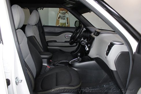 Used 2015 Kia Soul + image 27