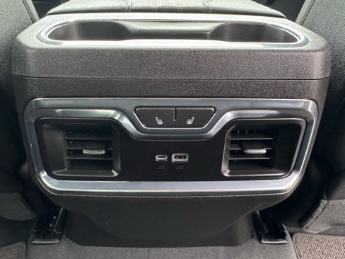 Used 2024 Chevrolet Silverado 1500 High Country image 19
