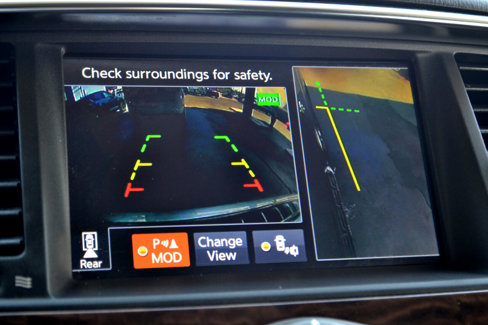 Used 2020 Nissan Armada SL w/ Premium Package image 37