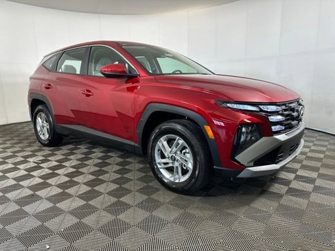 Certified 2025 Hyundai Tucson SE image 31