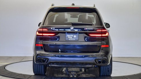 New 2026 BMW X7 M60i image 3