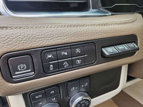Certified 2023 GMC Yukon XL Denali w/ LPO, Floor Liner Package image 27