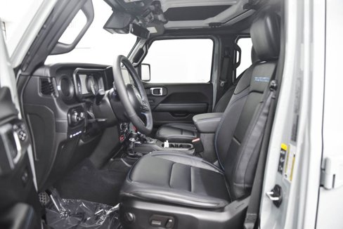 Used 2024 Jeep Wrangler Unlimited Rubicon 4xe image 11