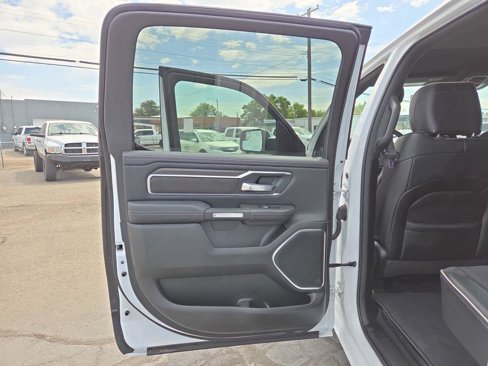 Used 2025 RAM 1500 Laramie image 36