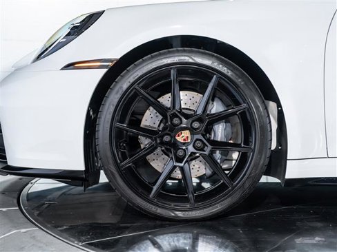 Certified 2025 Porsche 911 Carrera image 16