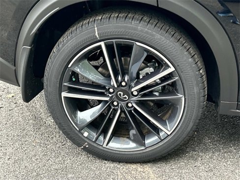 New 2025 INFINITI QX50 Sport image 11