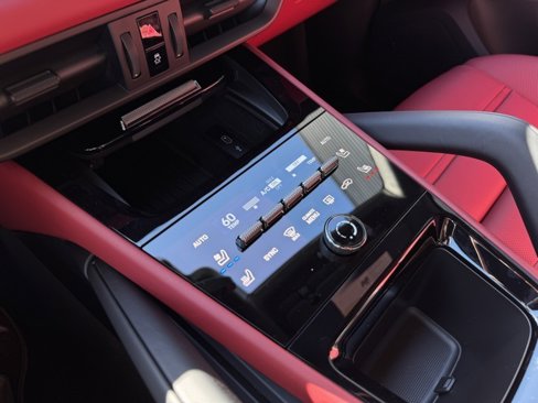 New 2026 Porsche Cayenne GTS image 28