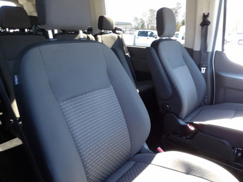 Used 2024 Ford Transit 350 XLT image 23