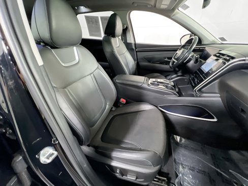 Used 2023 Hyundai Tucson Limited image 28