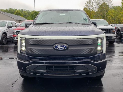 New 2025 Ford F150 Lightning Flash image 2