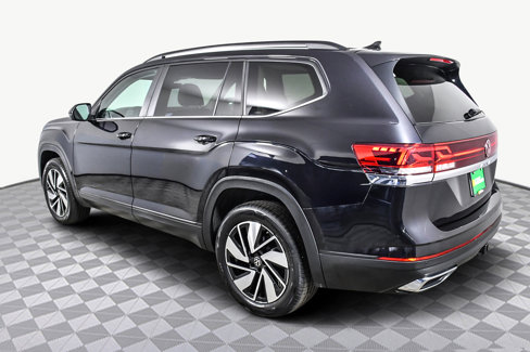 Used 2025 Volkswagen Atlas SE image 6