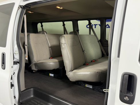 Used 2024 Chevrolet Express 3500 LT w/ LT Preferred Equipment Group image 6