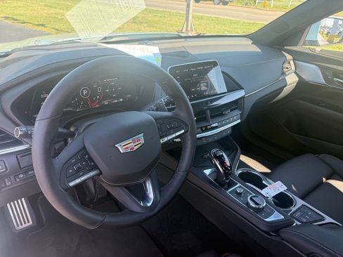 Used 2025 Cadillac CT4 V image 10