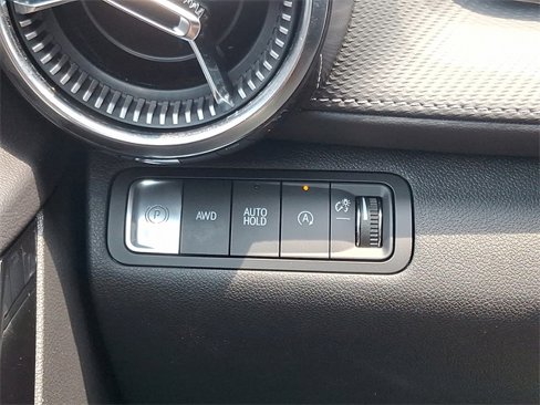 Certified 2025 Chevrolet Equinox LT w/ Safety and Technology Package image 23