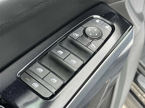 Certified 2024 Nissan Pathfinder SL image 18