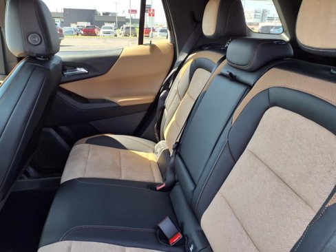 New 2026 Chevrolet Equinox ACTIV w/ Safety and Technology Package image 14