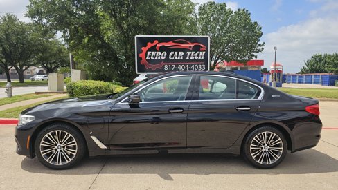 Used 2018 BMW 530e w/ Premium Package 2 image 2