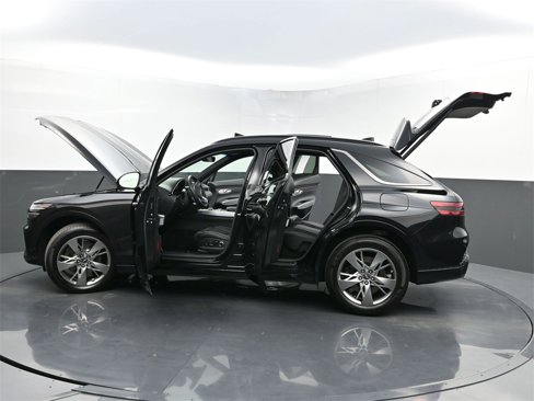 Used 2024 Genesis GV70 3.5T Sport image 35
