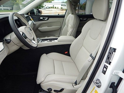 New 2026 Volvo XC60 T8 Ultra w/ Protection Package Premier image 14