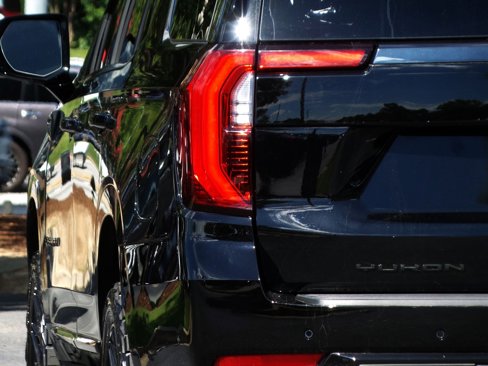 Used 2025 GMC Yukon Denali Ultimate image 24