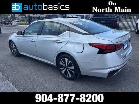 Used 2022 Nissan Altima 2.5 SV image 3