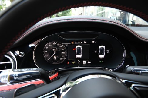 Used 2024 Bentley Flying Spur W12 image 15
