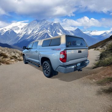 Used 2017 Toyota Tundra Limited image 3