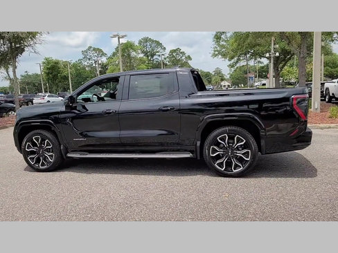 New 2025 GMC Sierra EV Denali image 12