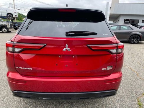 New 2025 Mitsubishi Outlander 4WD Plug-In Hybrid image 4
