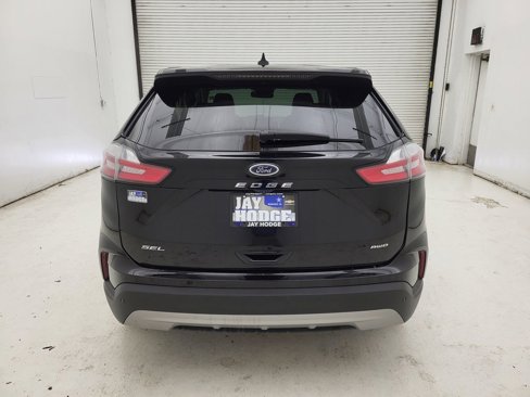 Used 2024 Ford Edge SEL image 15