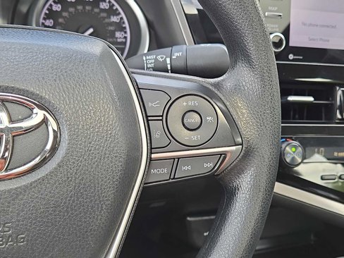 Used 2024 Toyota Camry LE image 22