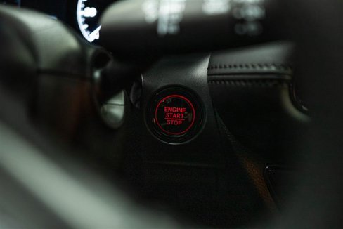 Used 2025 Honda HR-V LX image 16