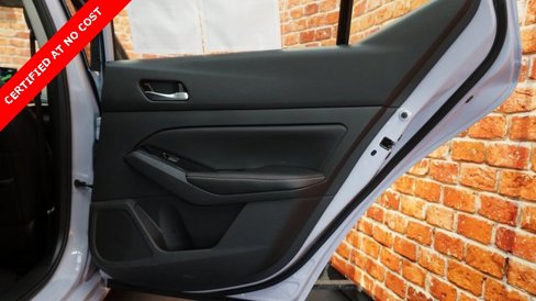Used 2023 Nissan Altima 2.5 SR w/ SR Premium Package image 47