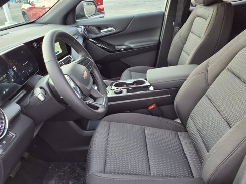 New 2026 Chevrolet Equinox LT image 11