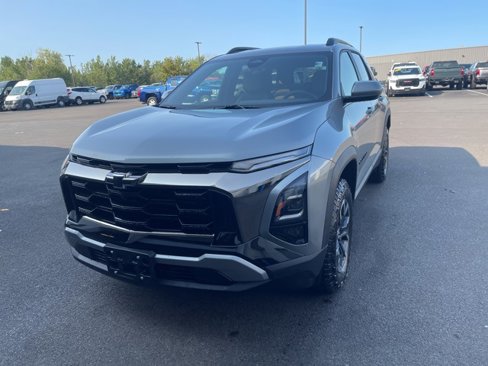 New 2026 Chevrolet Equinox ACTIV w/ Convenience Package III image 3