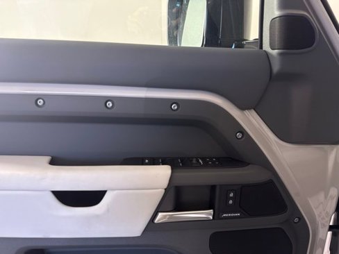 New 2026 Land Rover Defender 110 S image 24