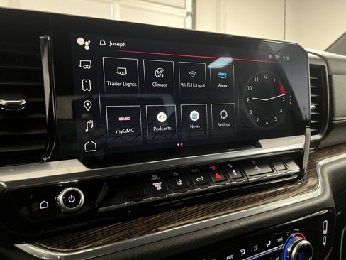 Used 2024 GMC Sierra 3500 SLE w/ SLE Convenience Package image 40