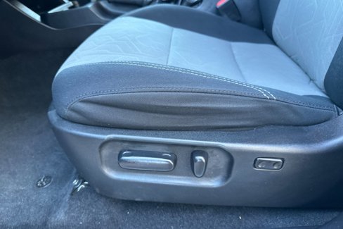 Used 2021 Toyota Tacoma TRD Off-Road image 13