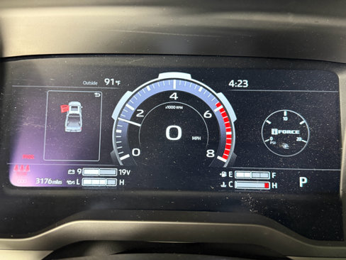 Used 2025 Toyota Tundra Limited image 20