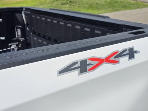 Used 2024 Chevrolet Silverado 1500 Custom w/ Turbomax Blackout Package image 14