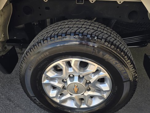 Used 2021 Chevrolet Silverado 2500 LT w/ Fleet Comfort Package image 36