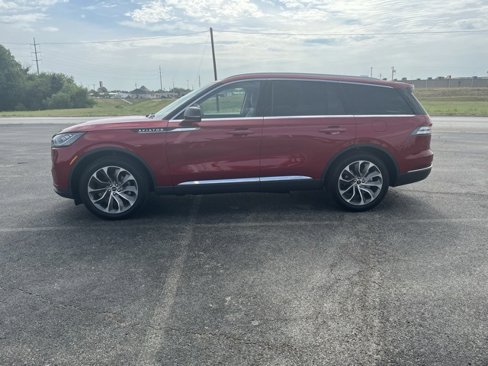 New 2025 Lincoln Aviator 2WD image 4