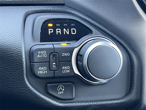 New 2026 RAM 1500 4x4 Crew Cab image 28