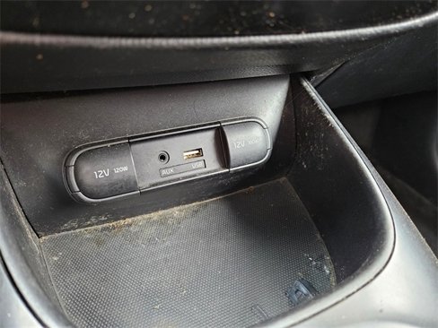 Used 2018 Kia Soul image 17