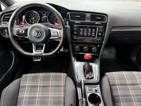 Used 2020 Volkswagen GTI S image 15
