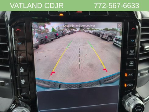 New 2026 RAM 1500 4x4 Crew Cab image 21